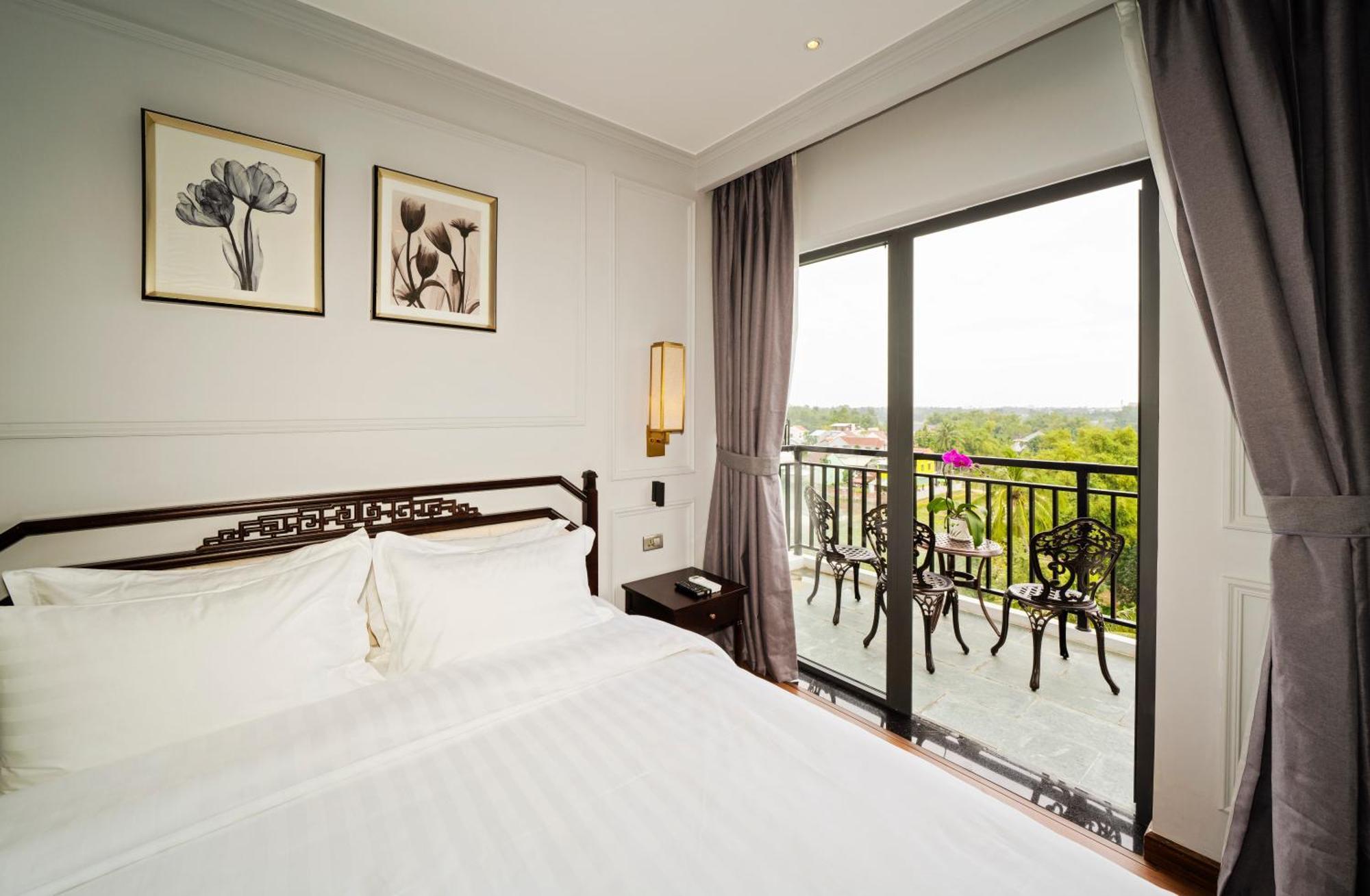 Eco Lux Riverside Hotel & Spa Hoi An Bagian luar foto