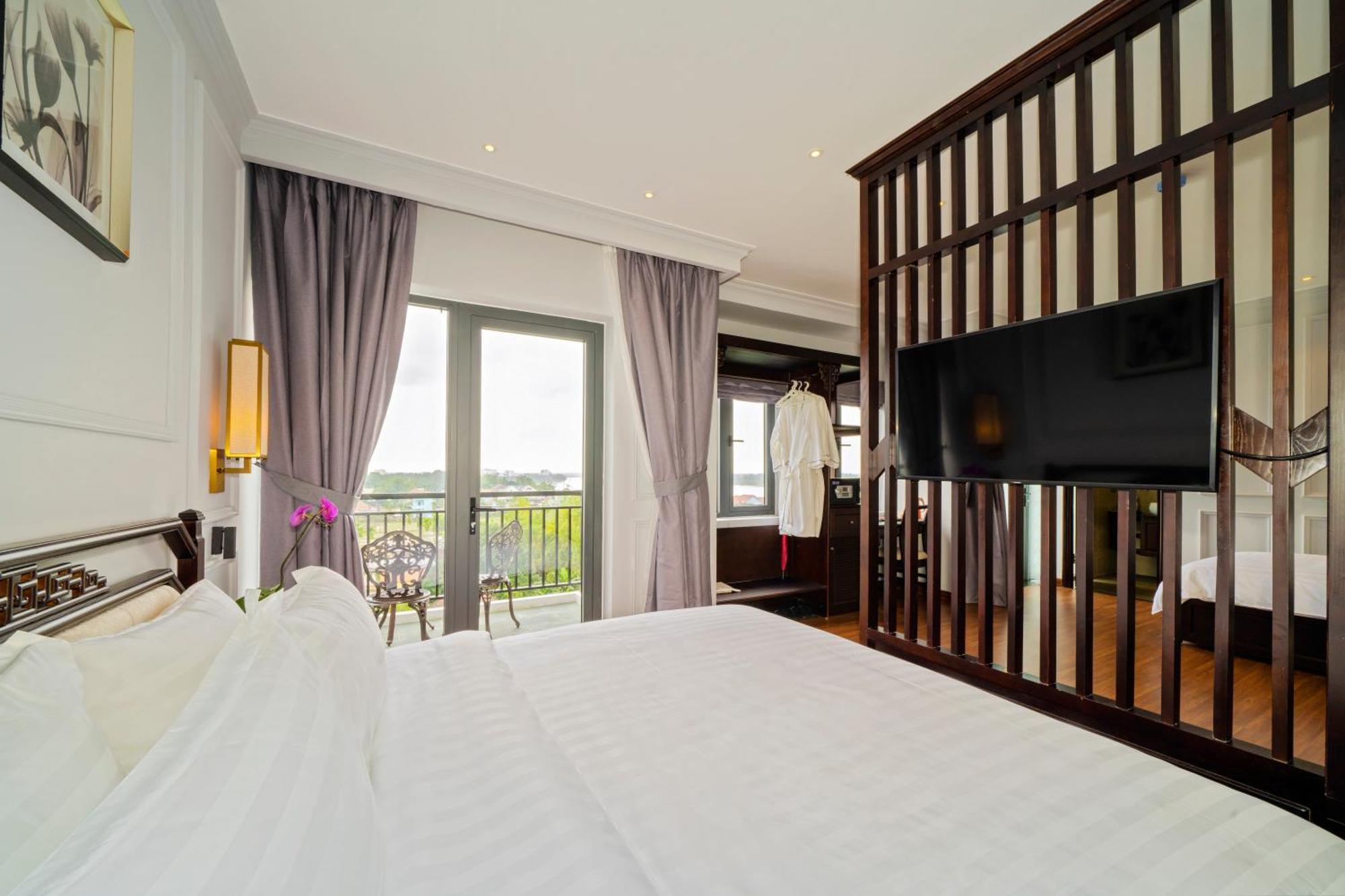 Eco Lux Riverside Hotel & Spa Hoi An Bagian luar foto